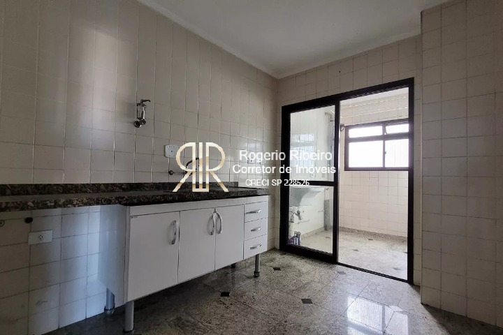 Apartamento à venda com 3 quartos, 98m² - Foto 11